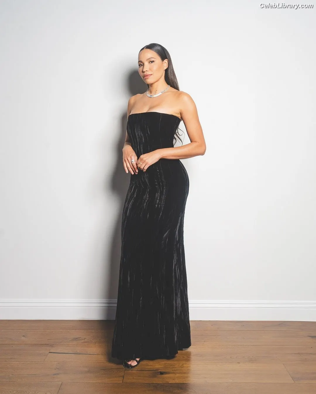 Jurnee Smollett photo 23 of 1219