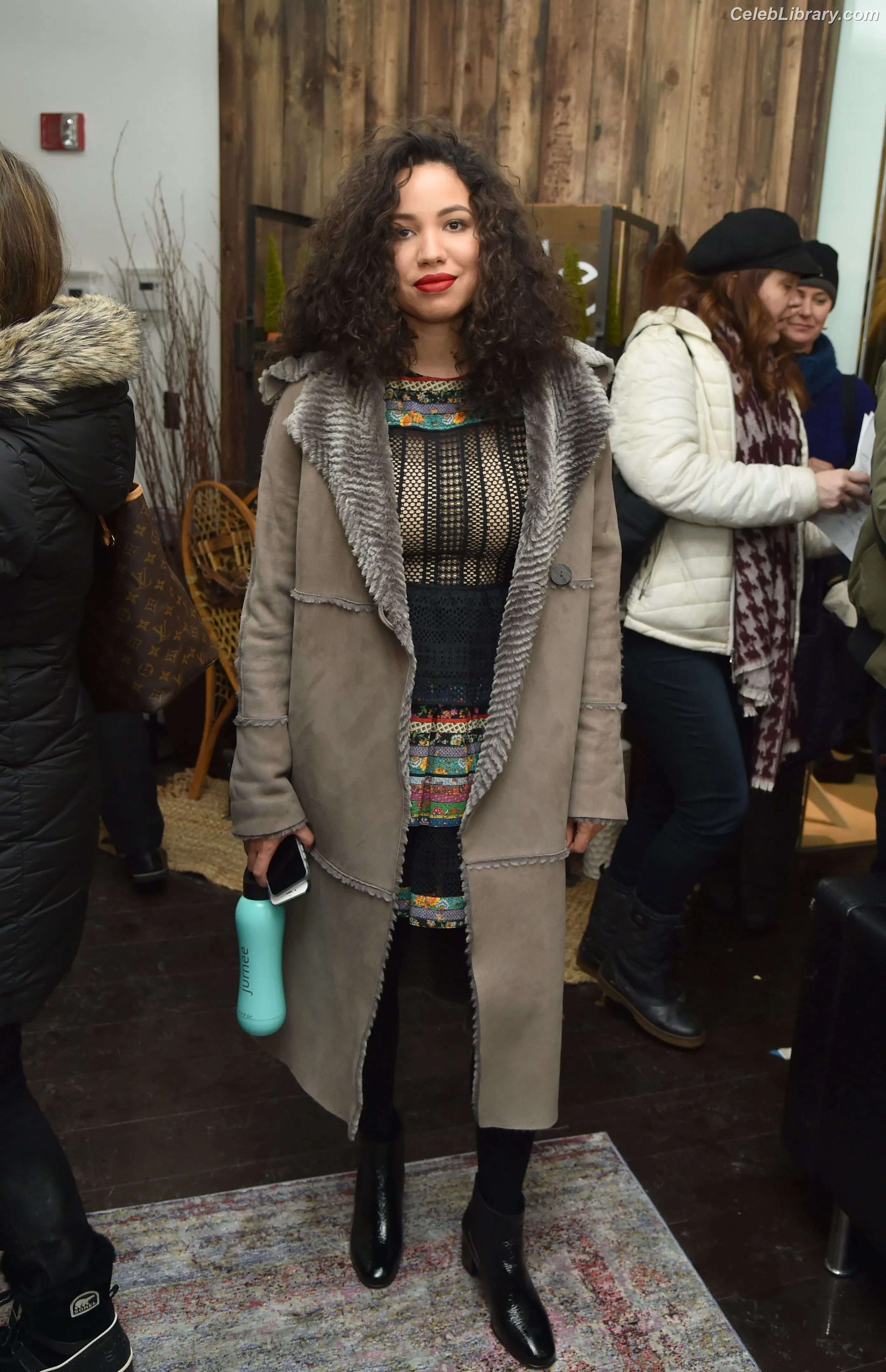 Jurnee Smollett photo 9 of 1219