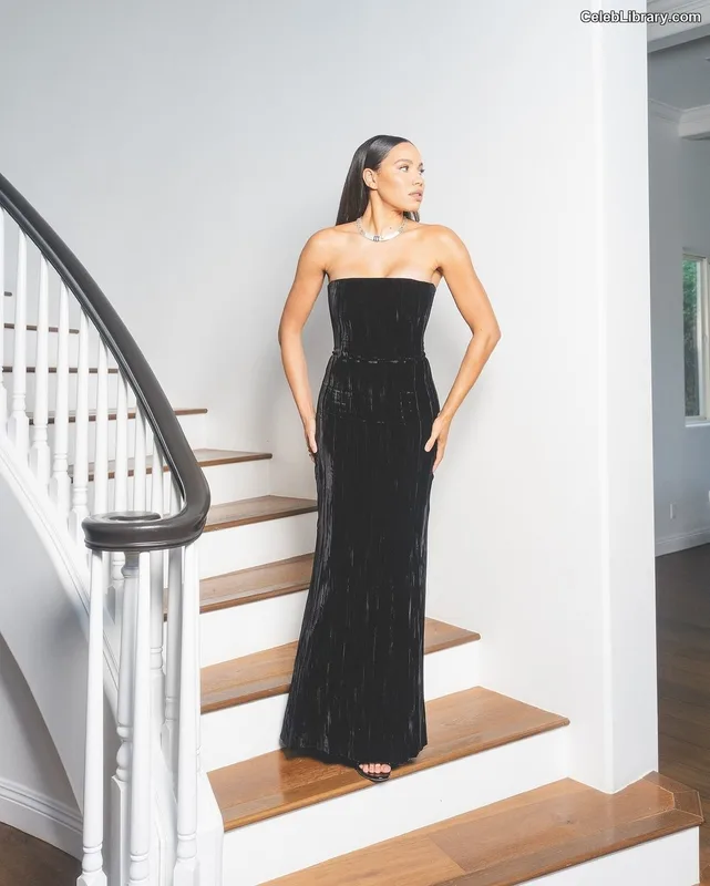 Jurnee Smollett photo 4 of 1220