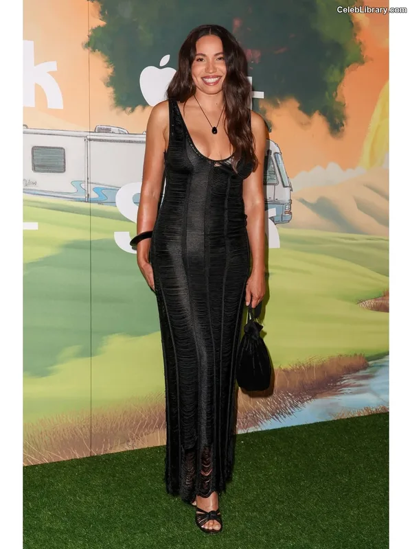 Jurnee Smollett photo 6 of 1220