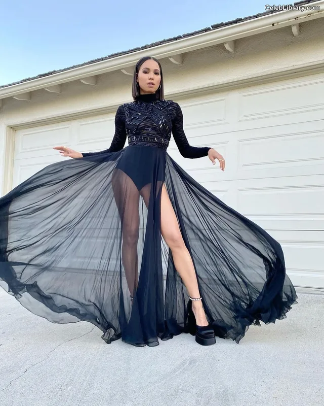 Jurnee Smollett photo 3 of 1220