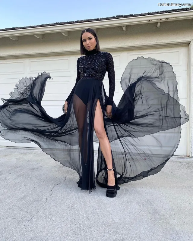 Jurnee Smollett photo 13 of 1220