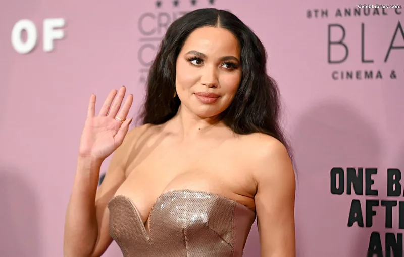 Jurnee Smollett photo 16 of 1220