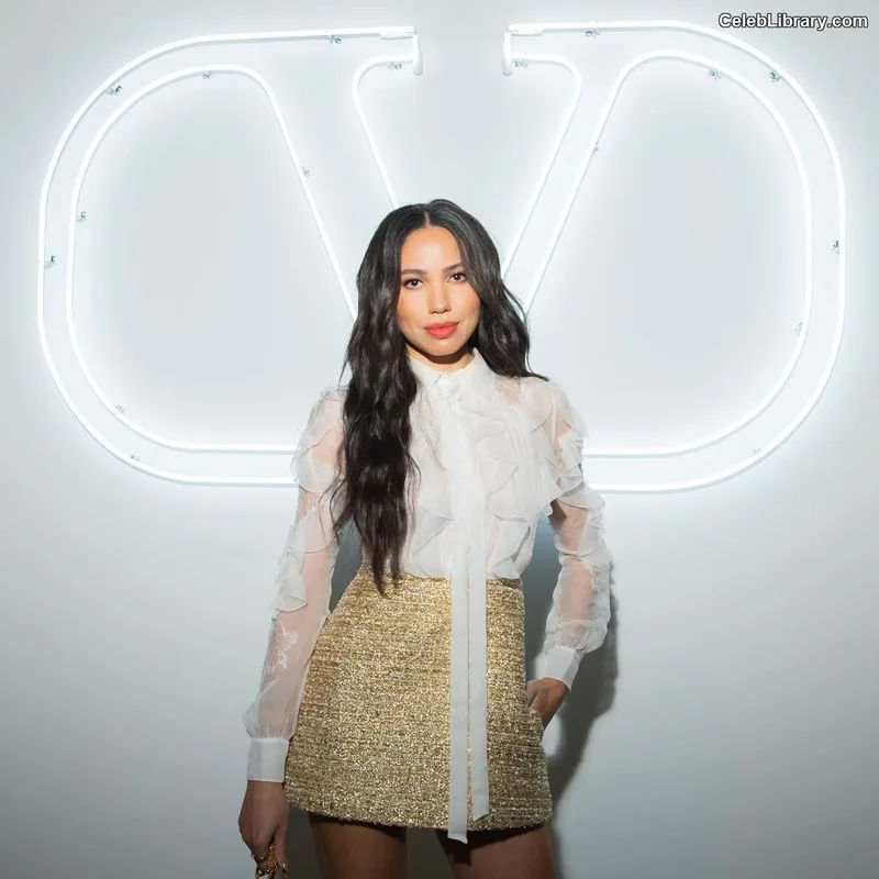 Jurnee Smollett photo 9 of 1220