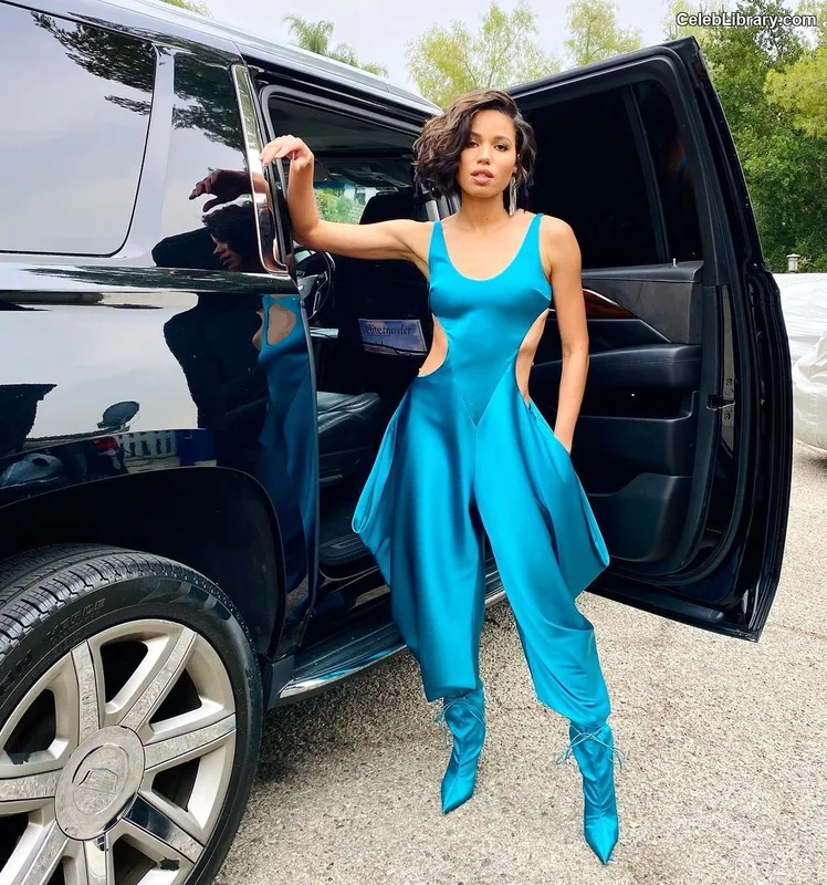 Jurnee Smollett photo 19 of 1220