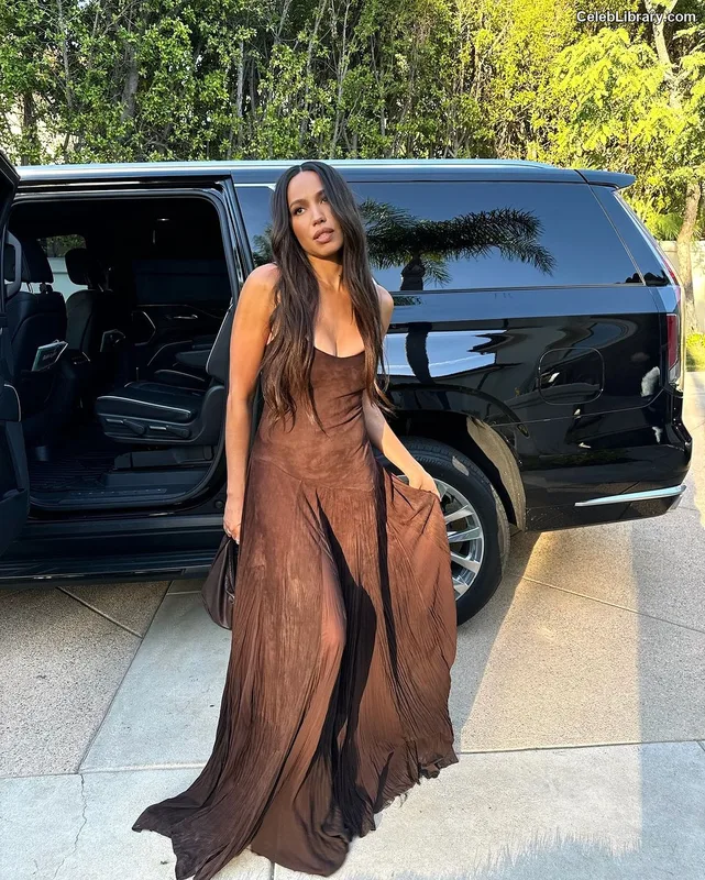 Jurnee Smollett photo 4 of 1220