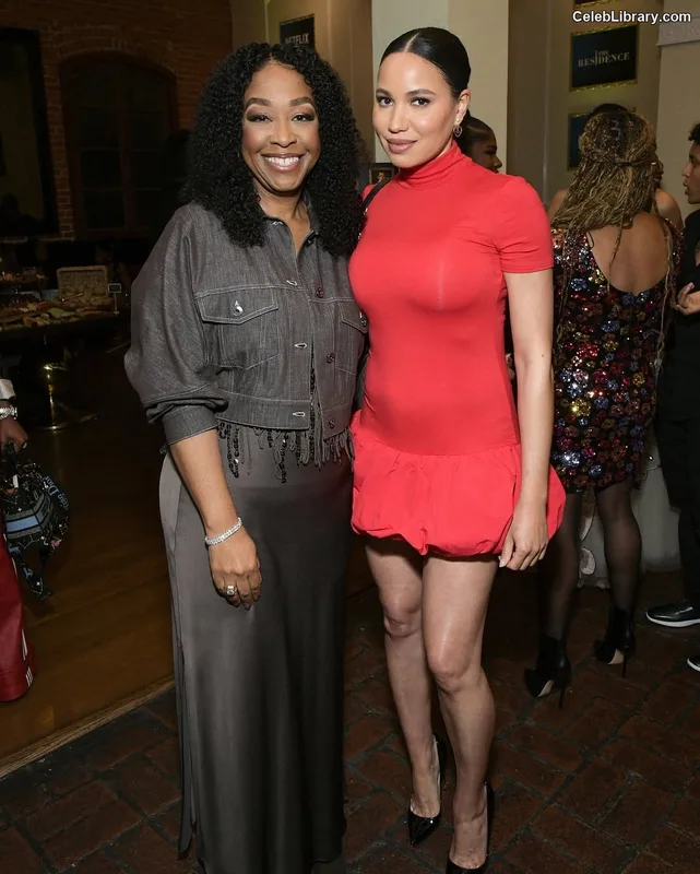 Jurnee Smollett photo 12 of 1220