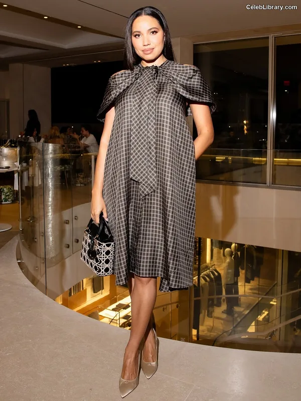 Jurnee Smollett photo 6 of 1220