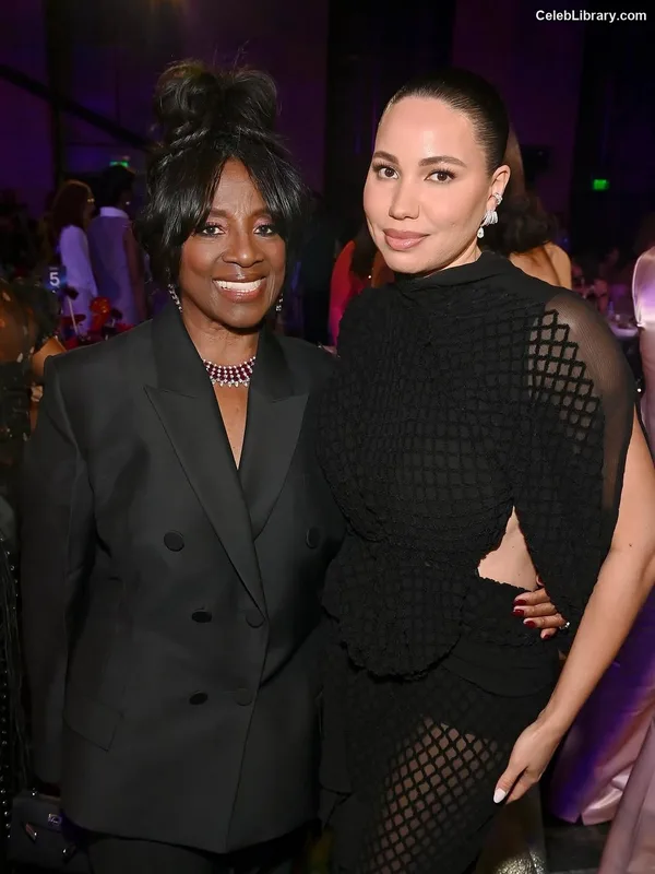 Jurnee Smollett photo 7 of 1220