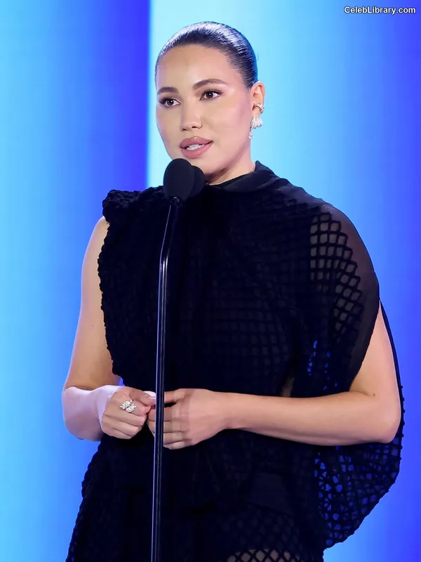 Jurnee Smollett photo 14 of 1220