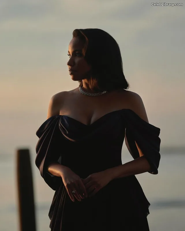 Jurnee Smollett photo 16 of 1220