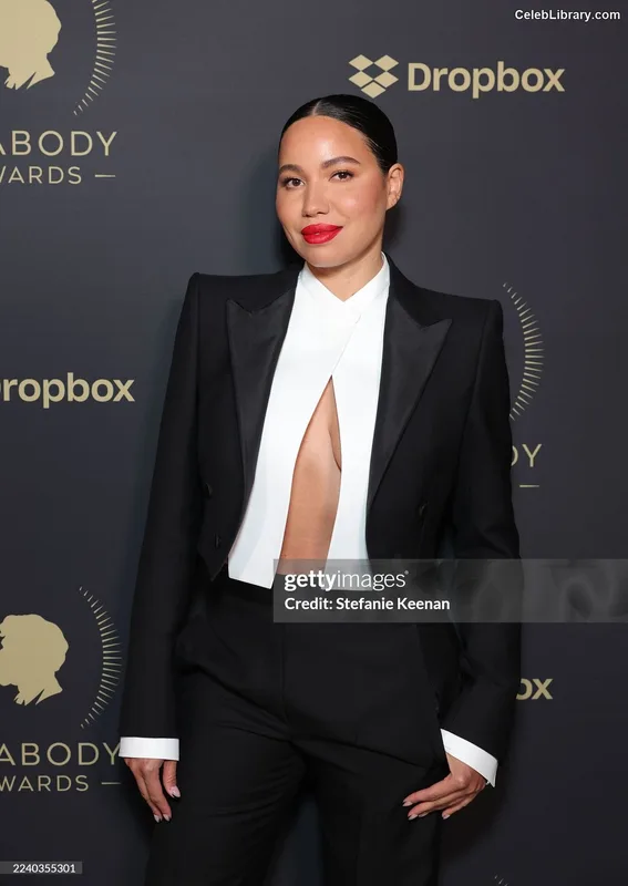 Jurnee Smollett photo 10 of 1220