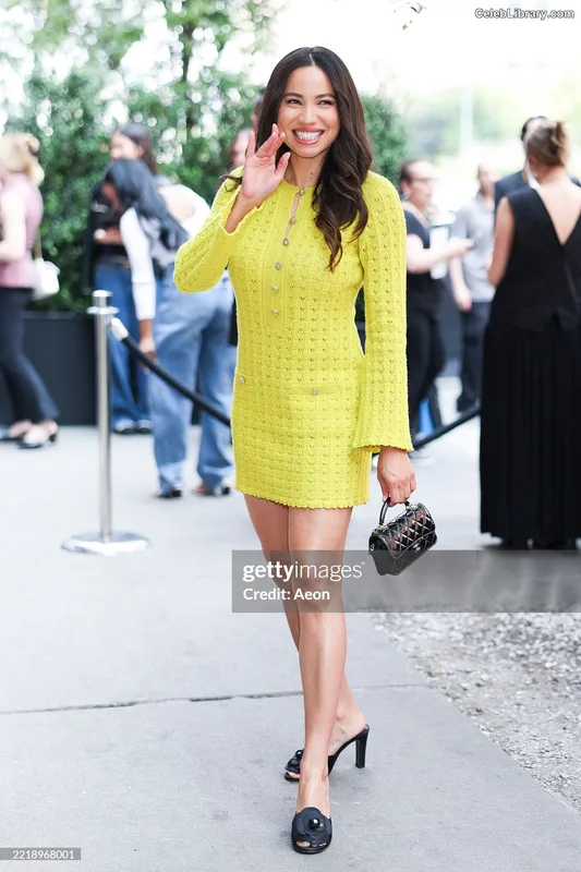 Jurnee Smollett photo 19 of 1220