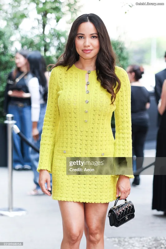 Jurnee Smollett photo 17 of 1220