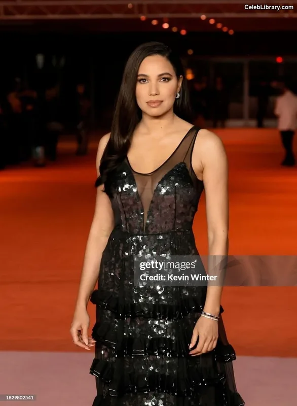 Jurnee Smollett photo 22 of 1220