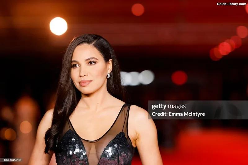 Jurnee Smollett photo 2 of 1220