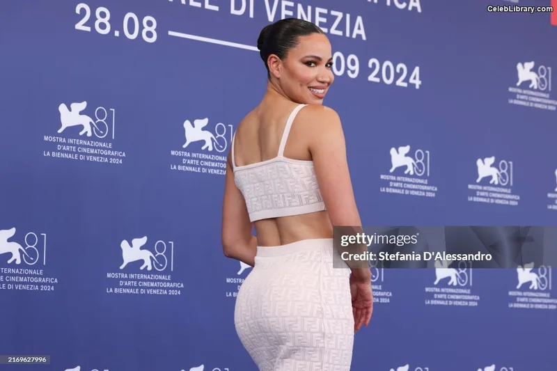 Jurnee Smollett photo 13 of 1220