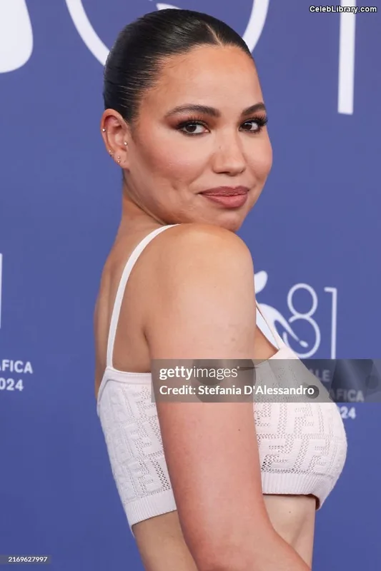 Jurnee Smollett photo 14 of 1220
