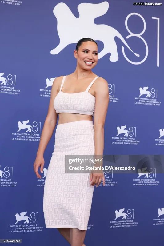 Jurnee Smollett photo 24 of 1220
