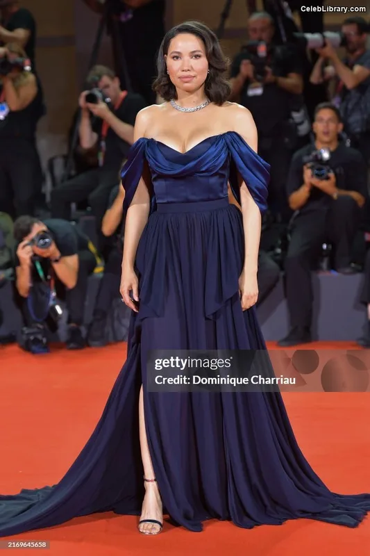 Jurnee Smollett photo 14 of 1220
