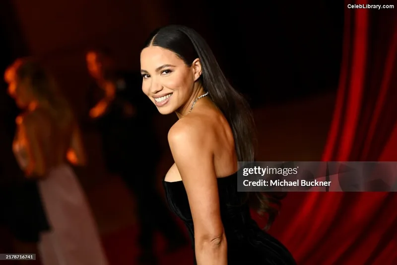 Jurnee Smollett photo 17 of 1220