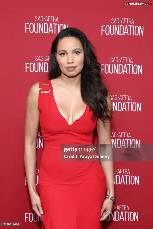 Jurnee Smollett photo 22 of 1220