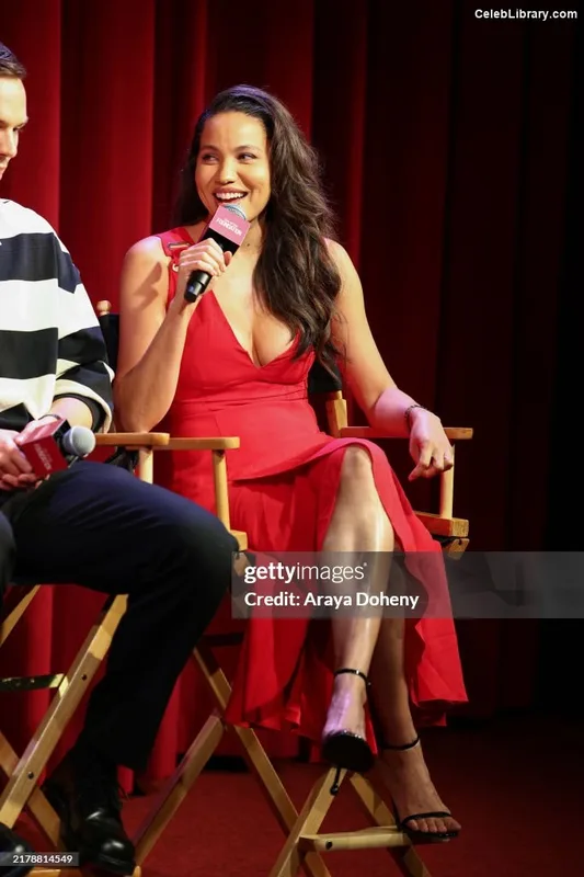 Jurnee Smollett photo 3 of 1220