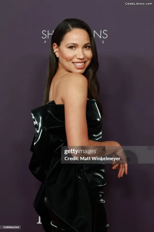 Jurnee Smollett photo 14 of 1220