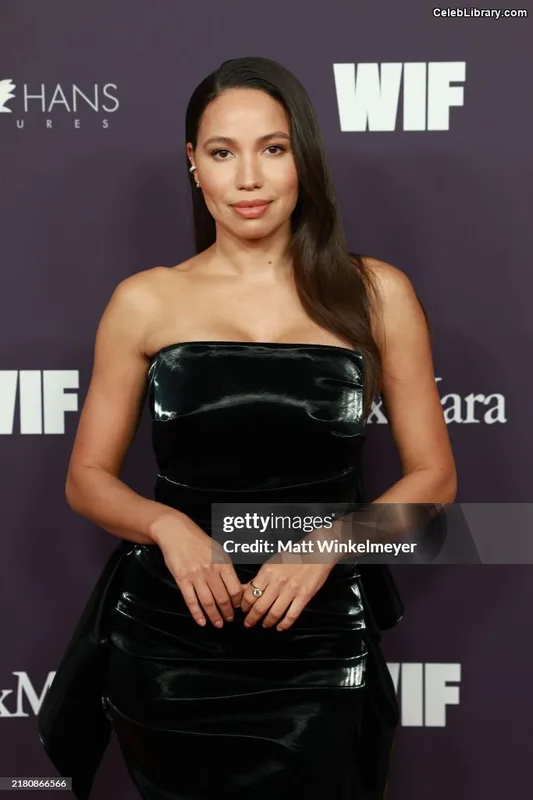 Jurnee Smollett photo 15 of 1220