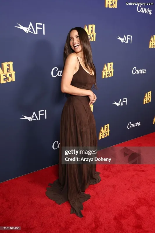 Jurnee Smollett photo 4 of 1220