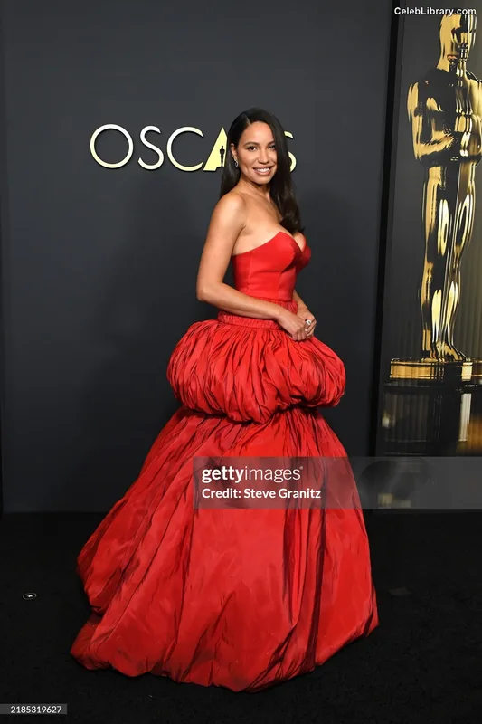Jurnee Smollett photo 2 of 1220