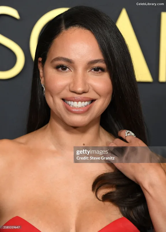 Jurnee Smollett photo 5 of 1220