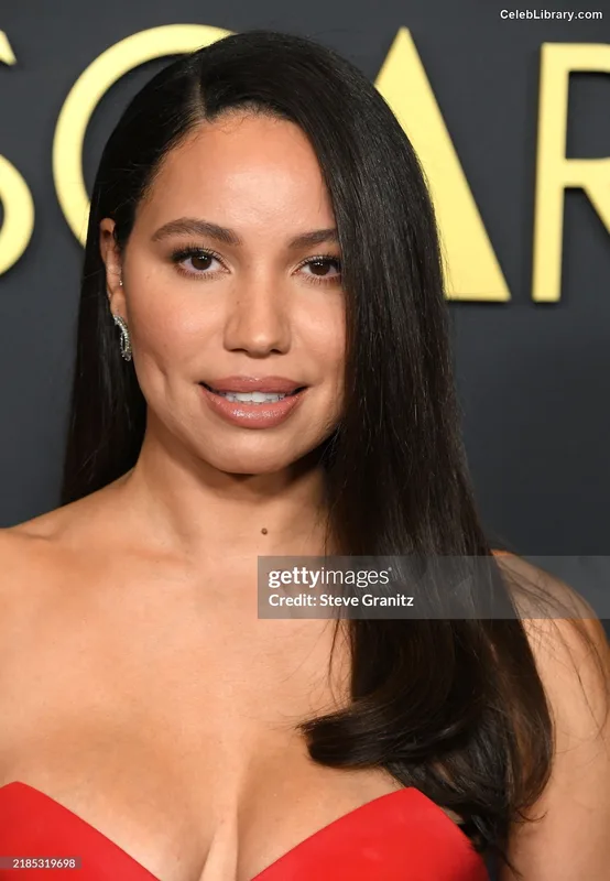 Jurnee Smollett photo 13 of 1220