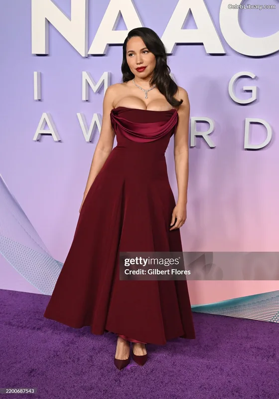 Jurnee Smollett photo 7 of 1220