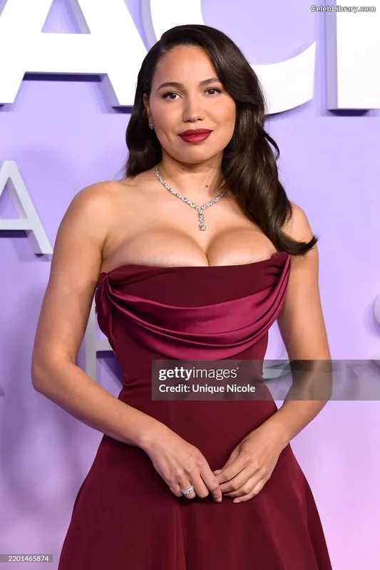 Jurnee Smollett photo 17 of 1220