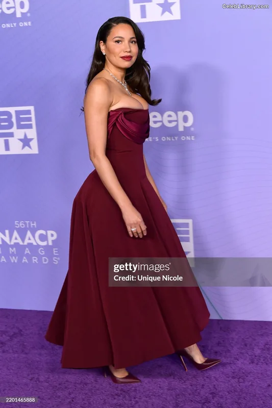 Jurnee Smollett photo 20 of 1220