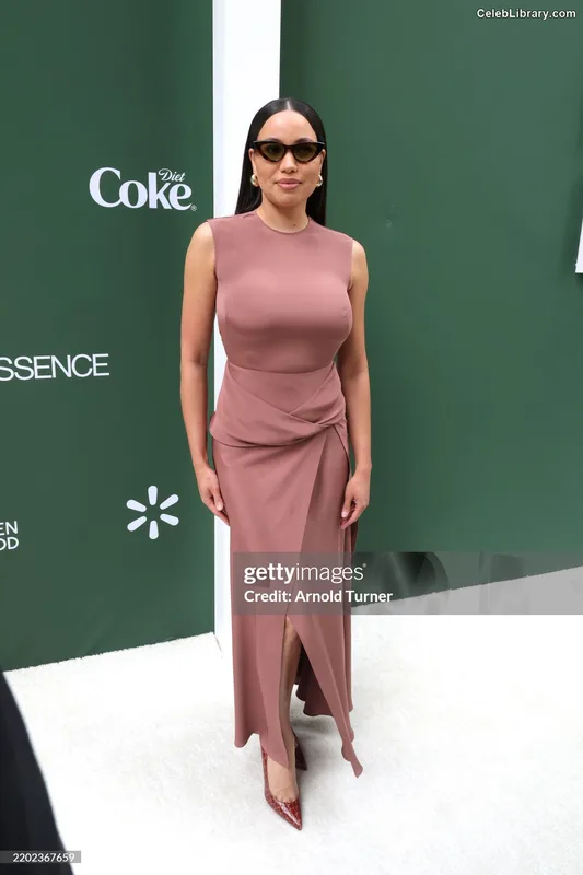 Jurnee Smollett photo 24 of 1220