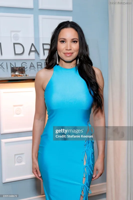 Jurnee Smollett photo 9 of 1220