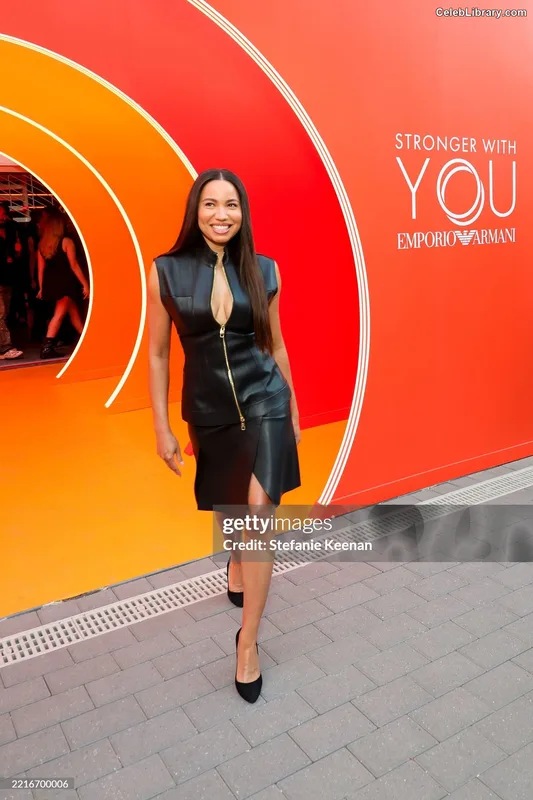 Jurnee Smollett photo 20 of 1220