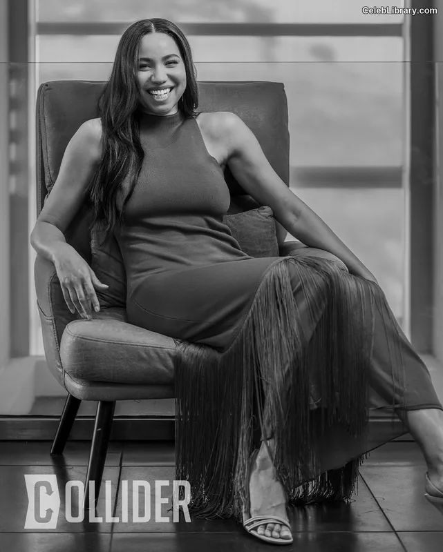 Jurnee Smollett photo 17 of 1220