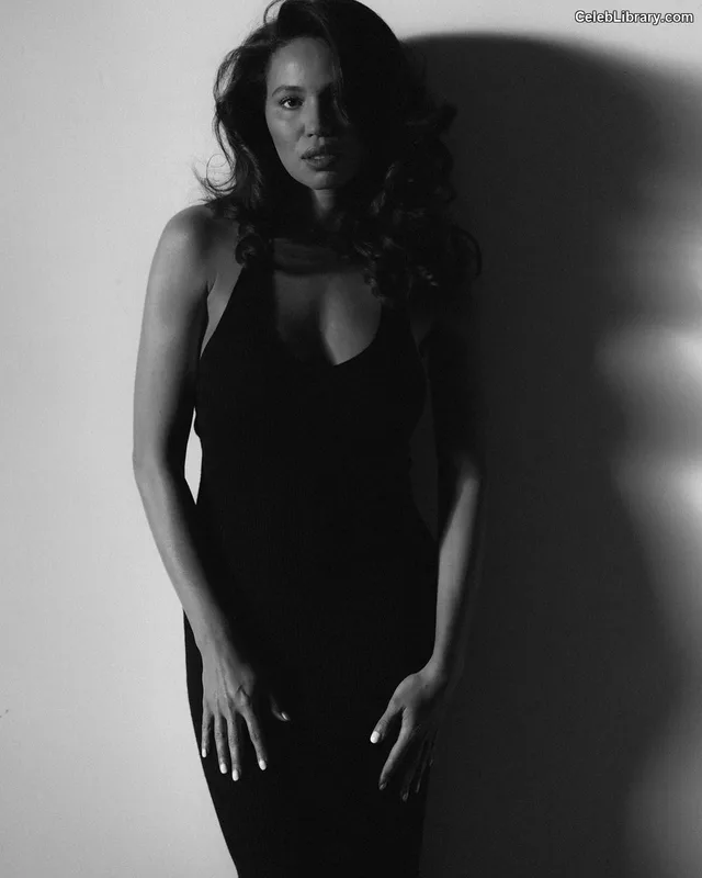 Jurnee Smollett photo 3 of 1220