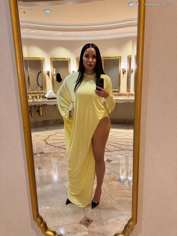Jurnee Smollett photo 10 of 1220