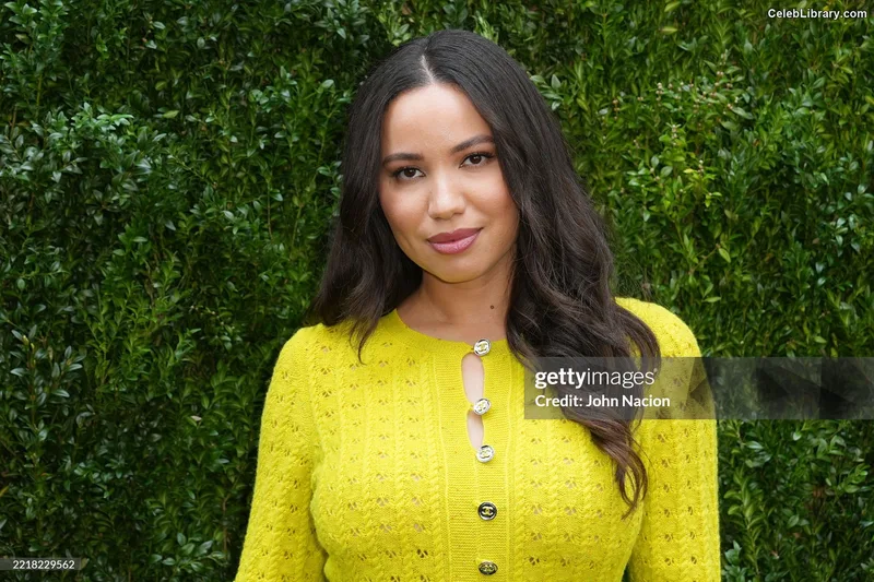 Jurnee Smollett photo 24 of 1220