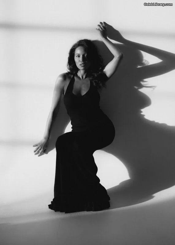 Jurnee Smollett photo 18 of 1220