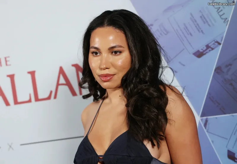 Jurnee Smollett photo 16 of 1220