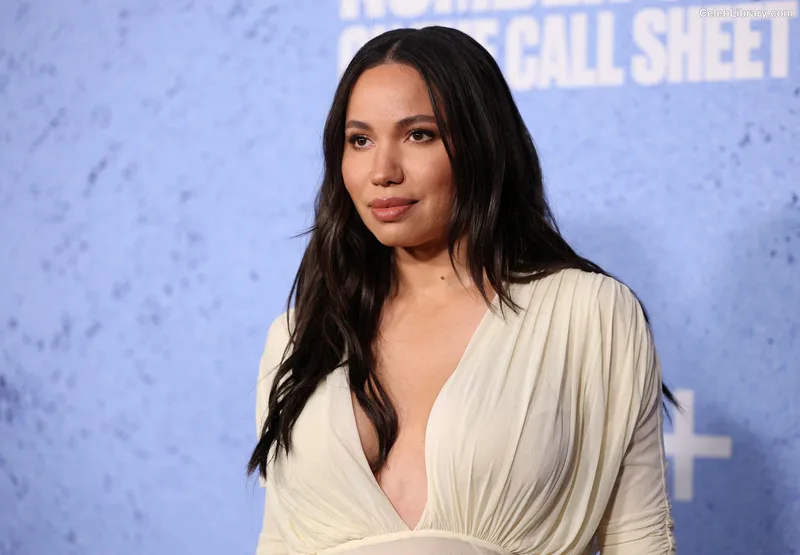 Jurnee Smollett photo 21 of 1220
