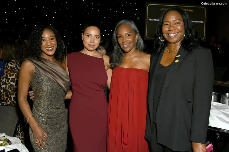 Jurnee Smollett photo 2 of 1220