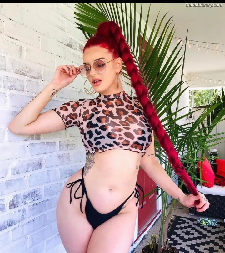 Justina Valentine photo 13 of 170
