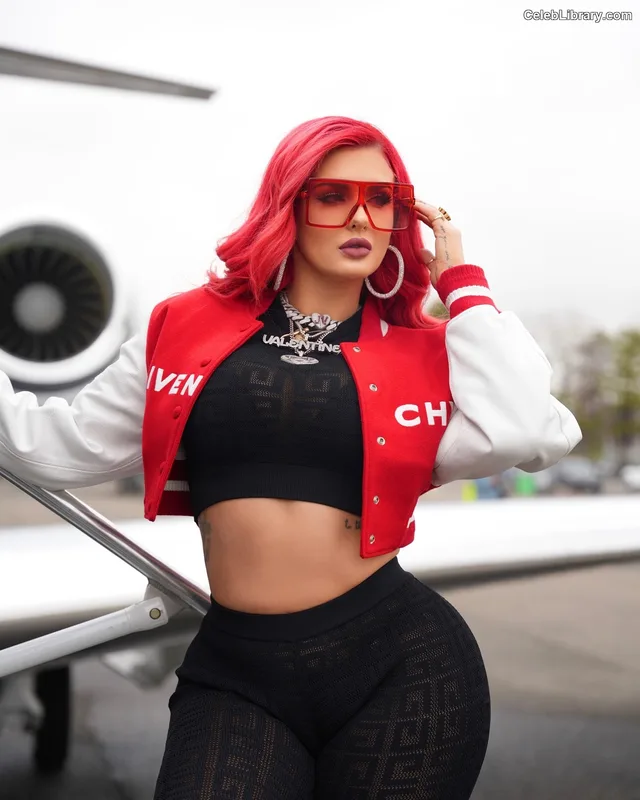 Justina Valentine photo 10 of 169