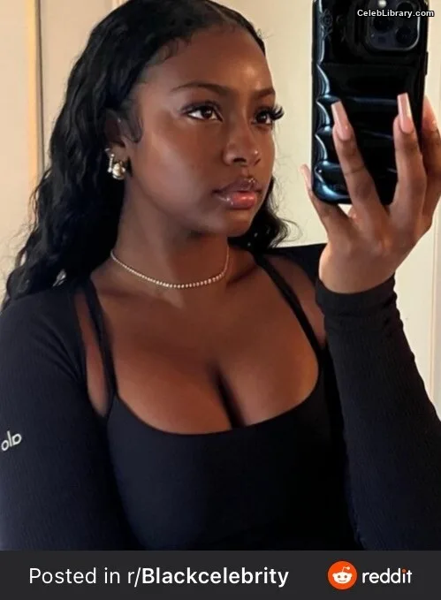 Justine Skye photo 12 of 62